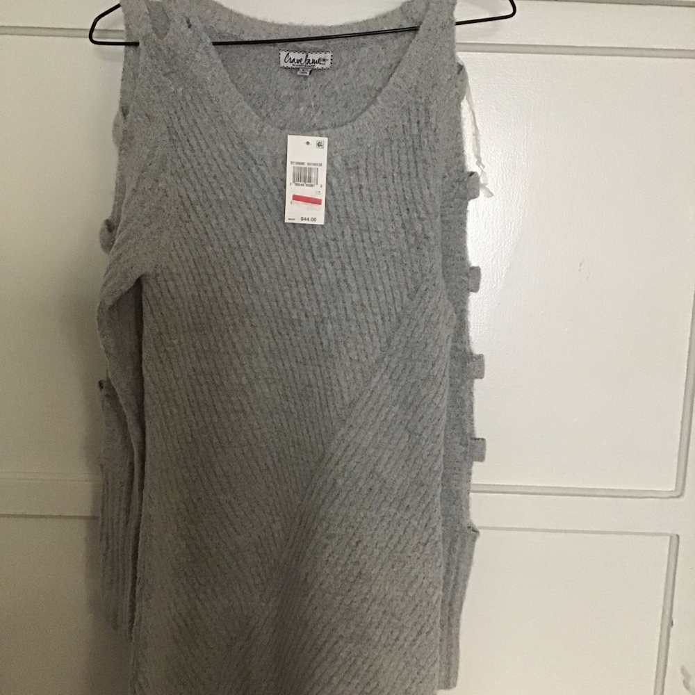 Almost Famous Juniors' Ladder-Sleeve Sweater